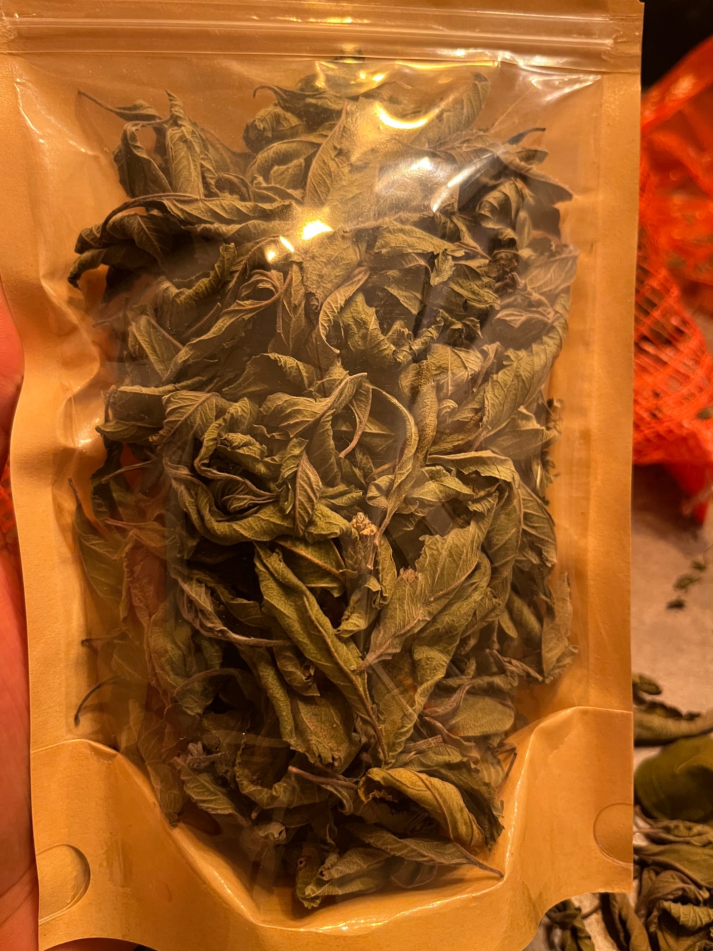 Binnenkort verkrijgbaar: Surinaamse Marva Thee – 100% Puur & Gedroogd (Lippia alba)